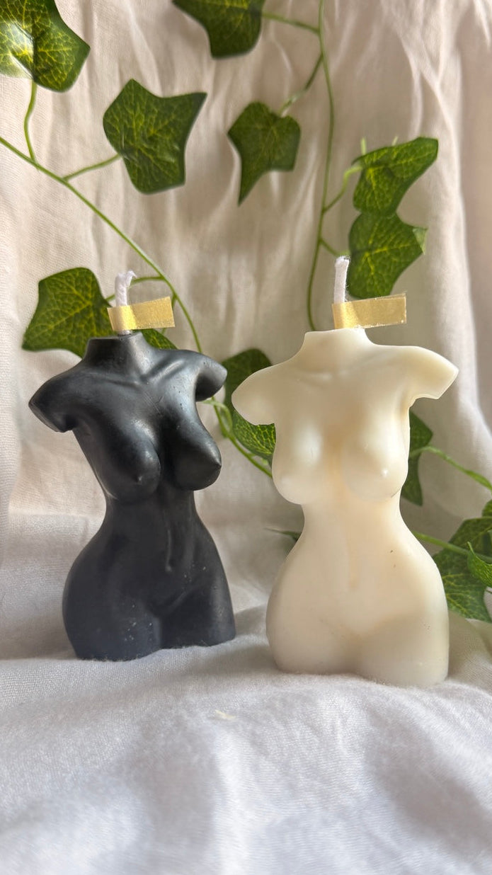 Velas esculturales Lilith en negro y marfil